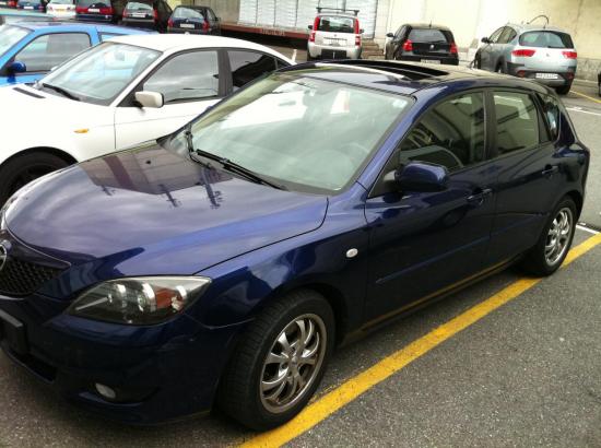Mazda 3. tout option année 2004