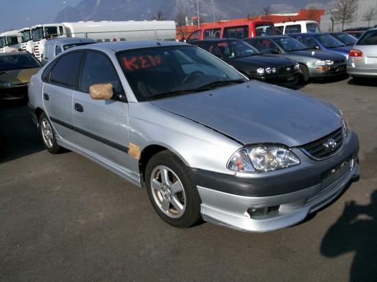 Toyota Avensis 1.8 clim